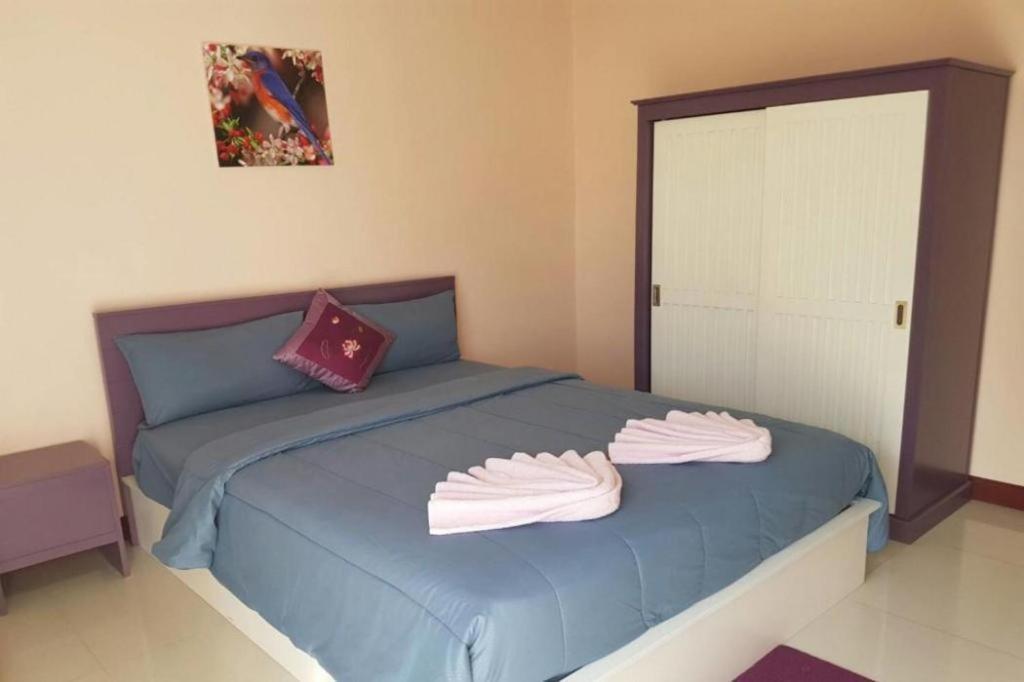 V-House Hotel Trang Exterior photo